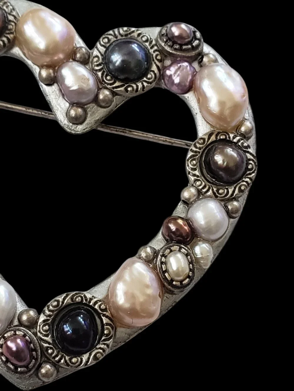 Michal Golan Silver Tone Pearl Open Heart Brooch Pin Retired